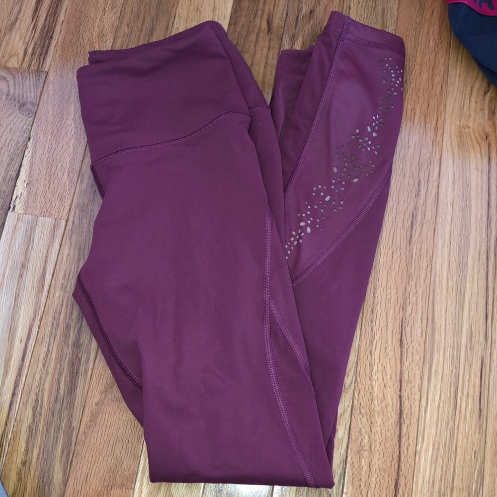 Victoria’s Secret rose knockout leggings